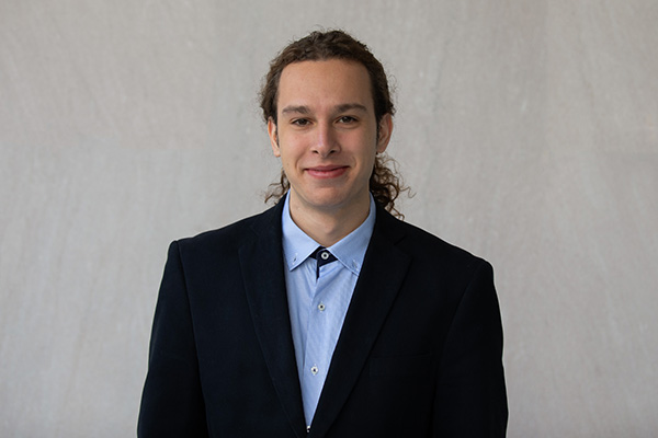 Leonidas Gkougkaras  headshot