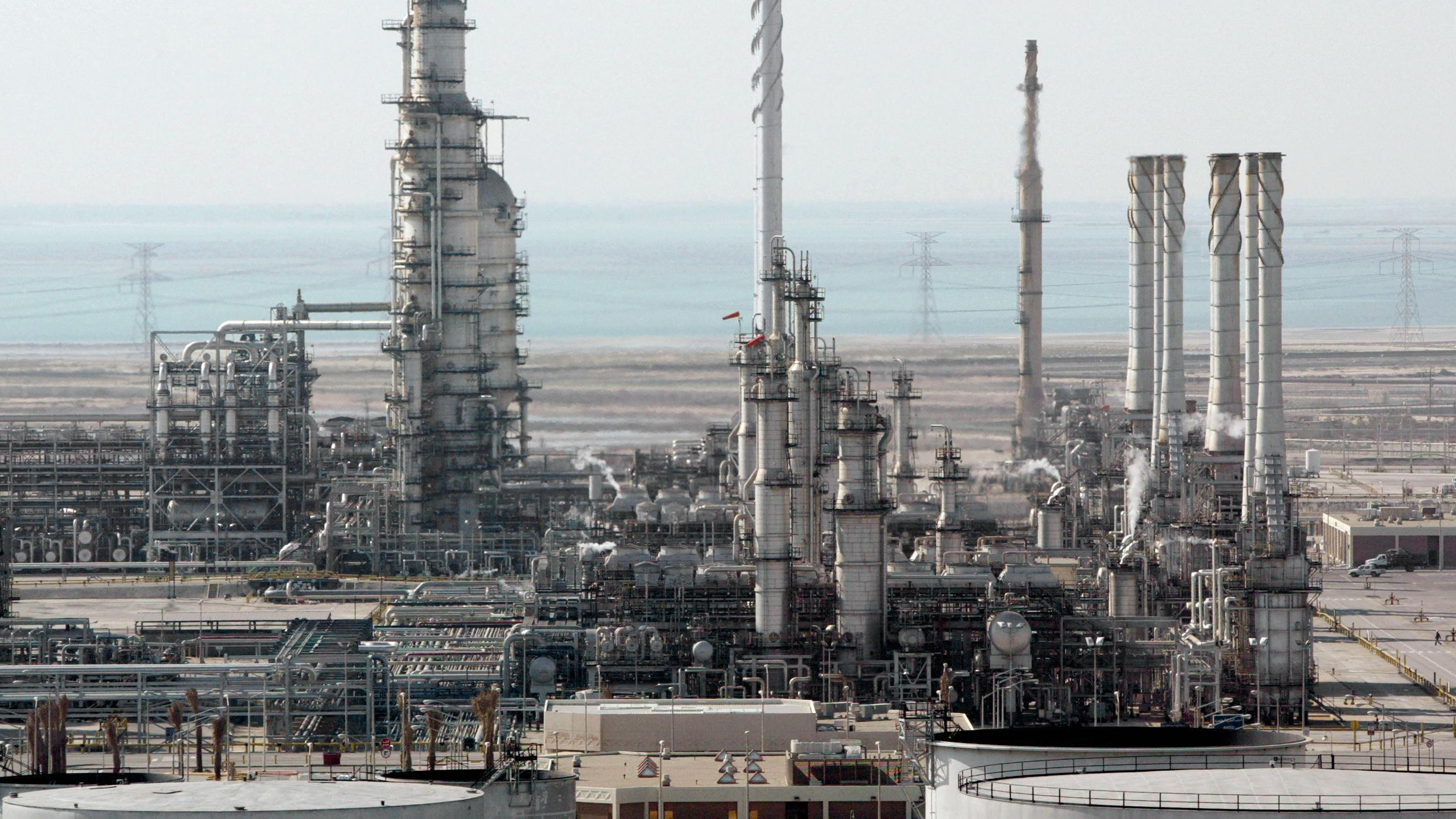Houthis Target Ras Tanura Refinery as Regional Tensions Surge