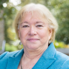 Jennifer Lodge