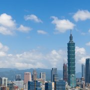 Photo: leungchopan/Adobe Stock