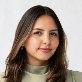 Alessandra Ravelo 