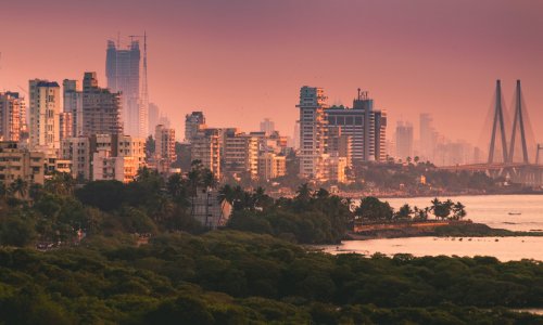 Image of Mumbai skyline.