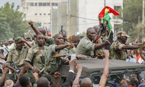 Photo: John Kalapo/Getty Images