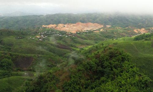 Photo: MANAN VATSYAYANA/AFP via Getty Images