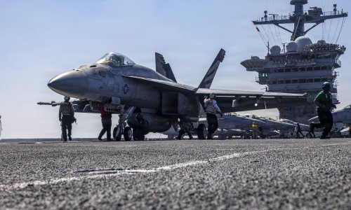 U.S. Military in the Middle East: Numbers Behind Trump's Threats Against  Iran