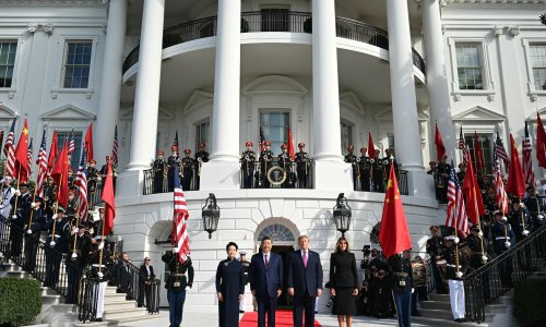 Photo: SAUL LOEB / AFP via Getty Images
