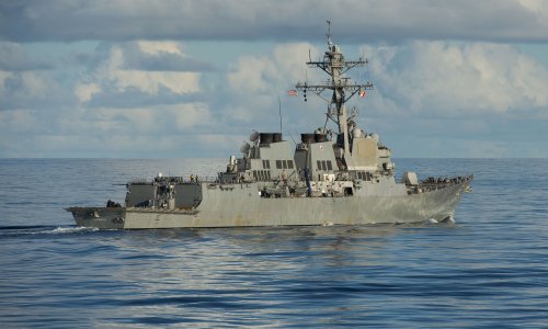 Photo courtesy of  U.S. Pacific Fleet from https://www.flickr.com/photos/compacflt/9230434677/