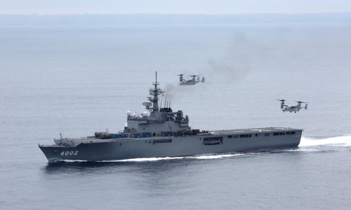Credit: https://en.wikipedia.org/wiki/List_of_active_Japan_Maritime_Self-Defense_Force_ships#/media/File:MV-22B_trying_to_land_aboard_JDS_Shimokita.jpg