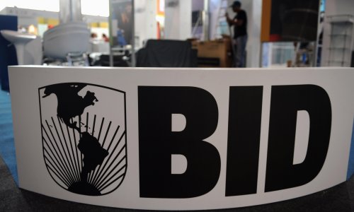 Photo: RAUL ARBOLEDA/AFP via Getty Images