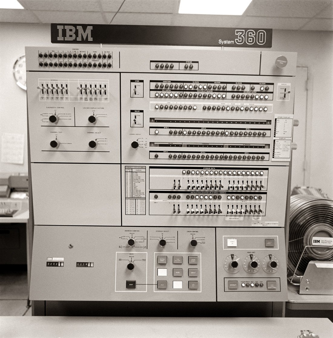 A control panel for an IBM 360 computer system. Photo: H. Armstrong Roberts/ClassicStock/Getty Images.