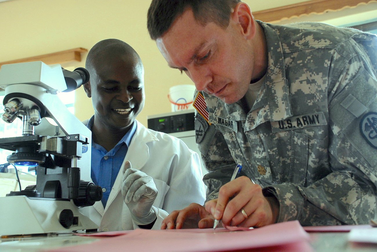 U.S. Army Medical Research Unit – Kenya: supporting efforts to improve malaria diagnosis. | Rick Scavetta, U.S. Army Africa via Flickr