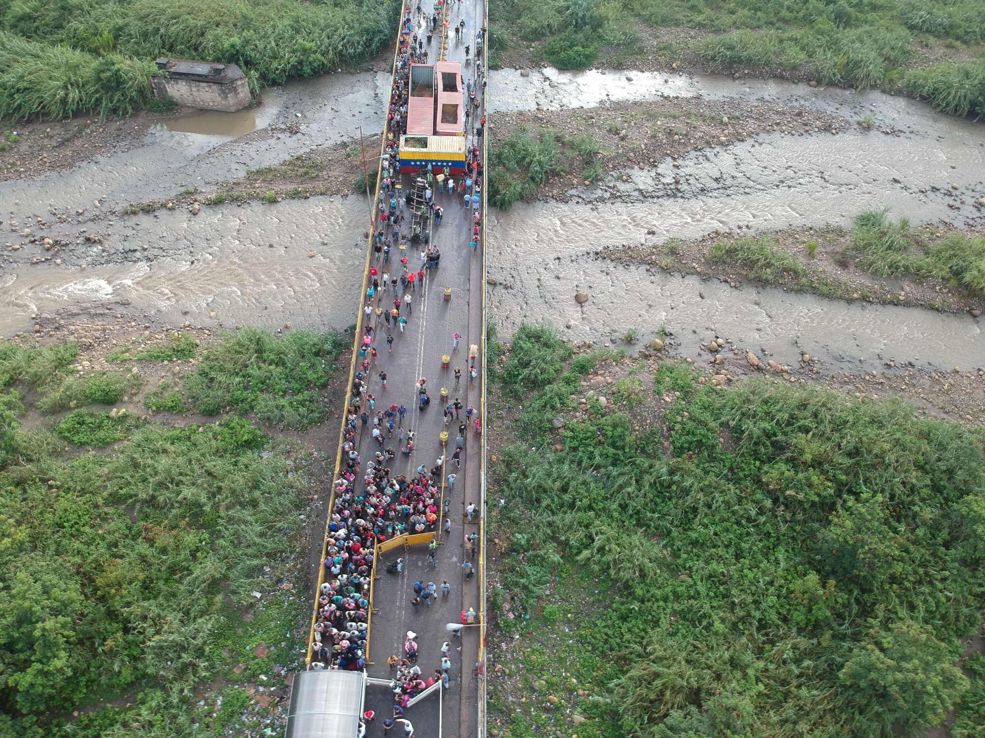 Neighboring Colombia has borne the brunt of the Venezuelan exodus with the daily influx between 35,000 to 50,000 people in 2019. About two million are currently in Colombia. Many of these individuals cross the border in a desperate search for food and medicine and then return to Venezuela. Photo Credit: Moises Rendon/CSIS