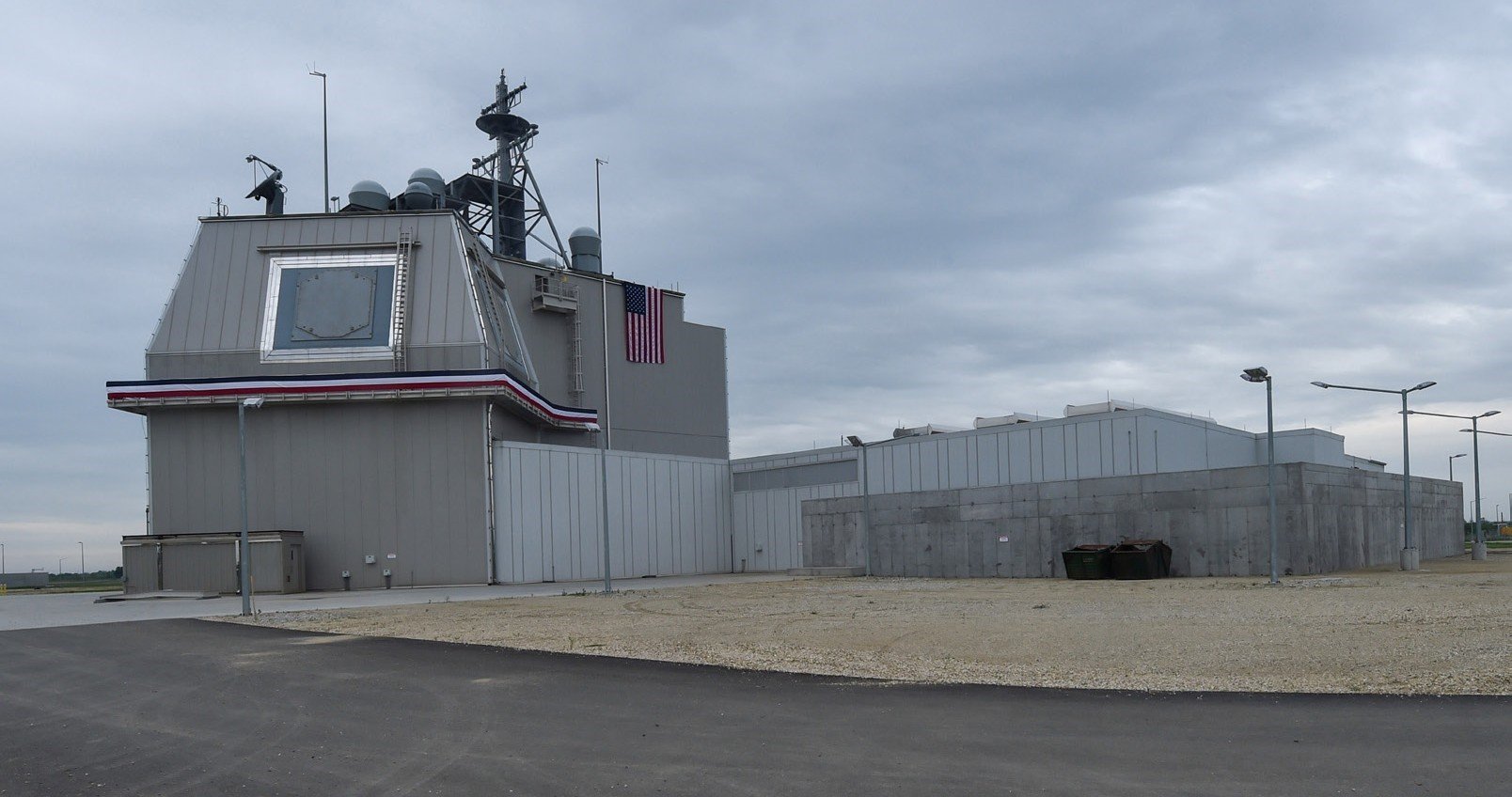 Source: U.S. Navy Photo by Mass Communication Specialist 1st Class Sean Spratt/Released